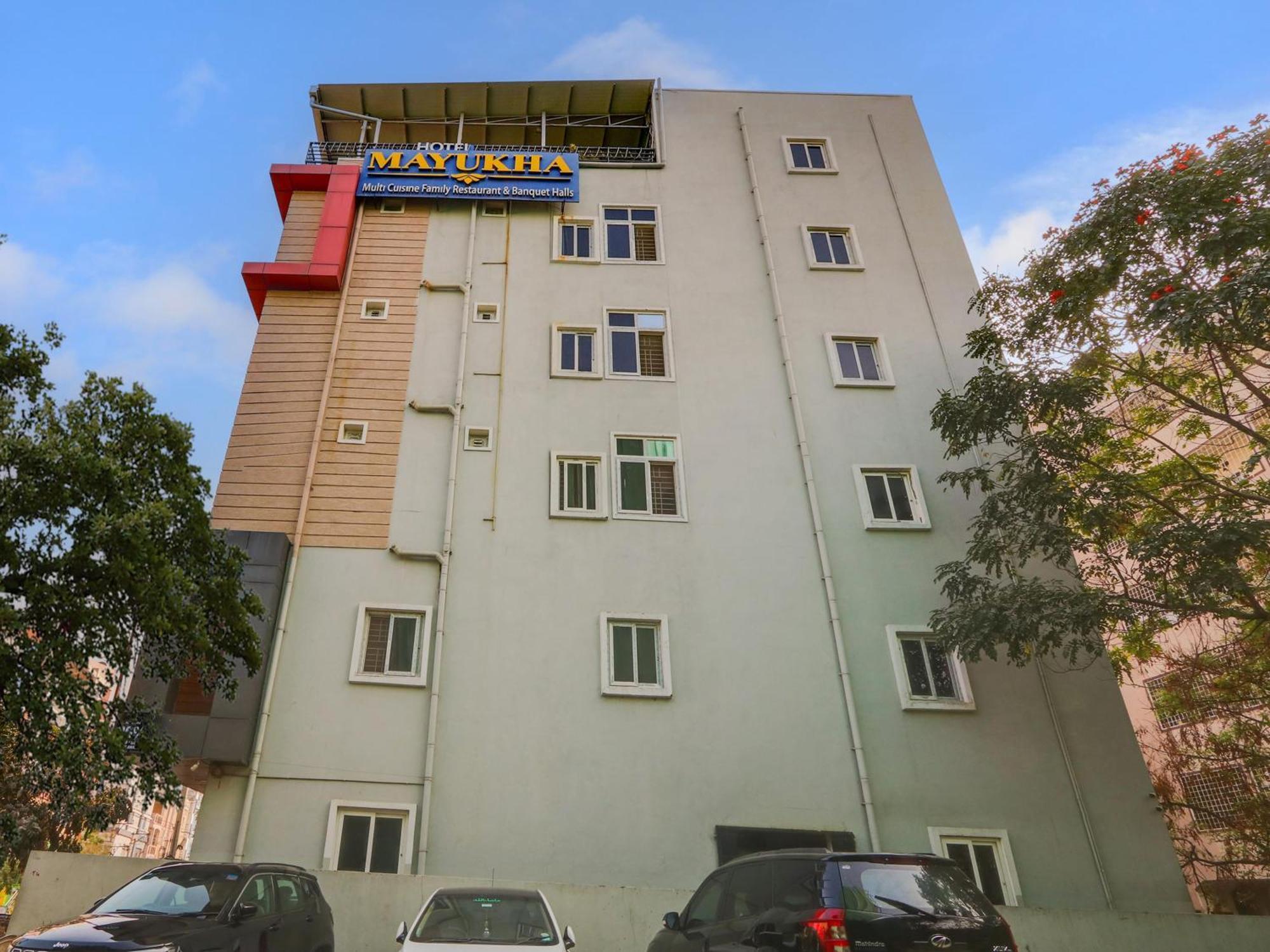 Super Townhouse Qualia Prime Hotel Near Nexus Mall Hyderabad Exterior foto